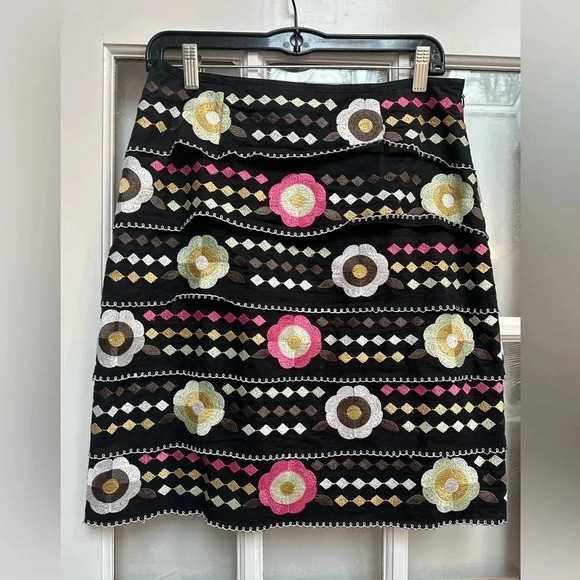 Etcetera | Black Tiered Embroidered Floral Pencil  Skirt Women’s Size 4 - Picture 3 of 11